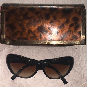 Tory Burch Rounded Cateye Sunglasses